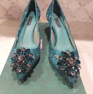 DOLCE & GABBANA GREEN LACE CRYSTAL EMBELLISHED PUMPS